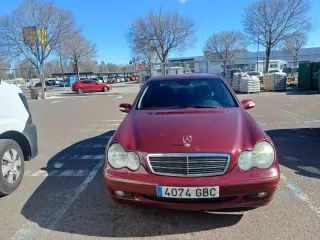 Mercedes-Benz Clase C 2001