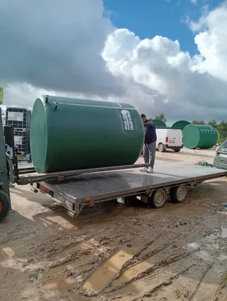 Depósito, bidón poliéster..