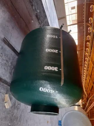 Depósito, bidón poliéster..