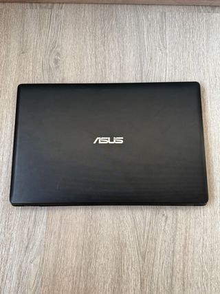 ASUS X552C - GeForce 710M - 8Gb RAM