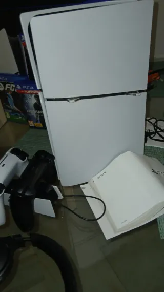 Consola PS5 Slim 1TB + Juegos y Accesorios