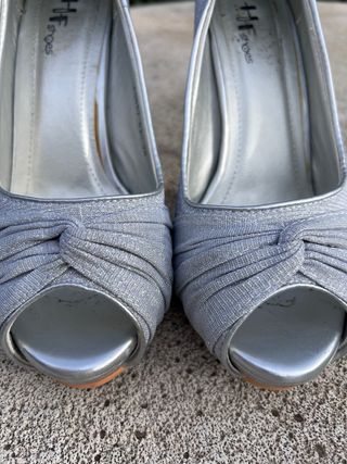 Zapatos de fiesta plateados talla 38