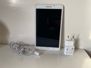 Tablet Samsung Galaxy SM-T280 Blanca (con cargador