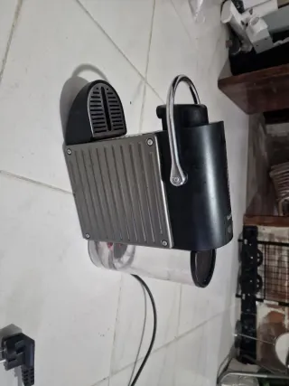 Cafetera Krups Nespresso Pixie