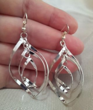 Pendientes largos baño plata diseño original