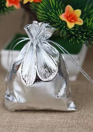 Pendientes largos baño plata diseño original