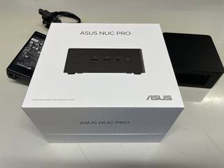 ASUS NUC 12 Pro i3 1220p 10 núcleos (como nuevo)