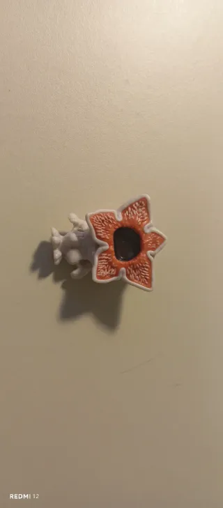 Kinder Joy Stranger Things Demogorgon