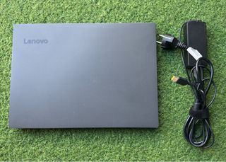 Portátil Lenovo V130
