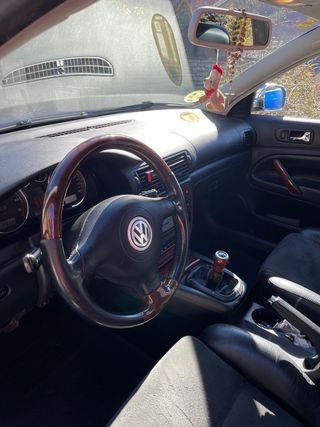 Volkswagen Passat 2.8 V6 4Motion 2003