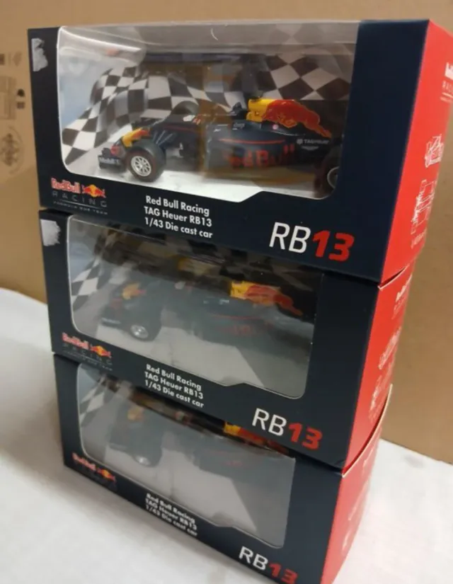N 30 Lote de 3 Red Bull Racing RB13 1/43 Die Cast