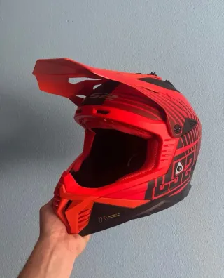 Casco LS2 FAST II