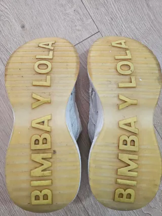 Zapatillas Bimba y Lola grises y verdes