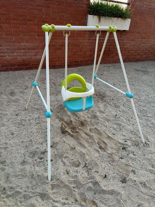 Columpio bebé con asiento seguro