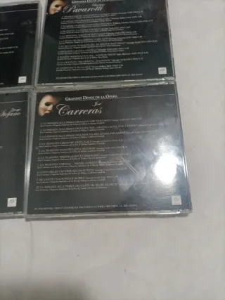 4 CDs Grandes Divos de la Ópera