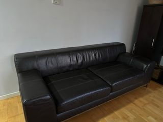 Sofá de piel negro/marrón