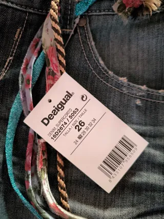 Pantalón corto Desigual Talla 26