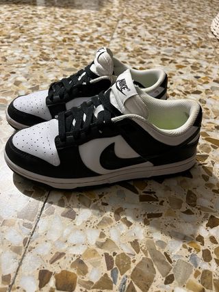 Zapatillas Nike Dunk Blancas y Negras