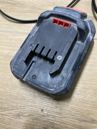 Batería y Cargador Stayer L20 18V