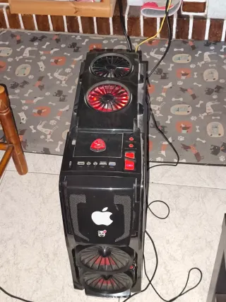 PC Sobremesa Negro y Rojo Pc Gaming