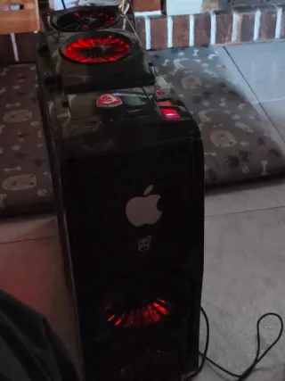 PC Sobremesa Negro y Rojo Pc Gaming