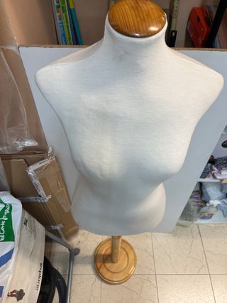 ALQUILER maniquí profesional (color blanco)