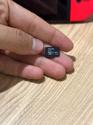 Nintendo Switch + 64GB + Accesorios