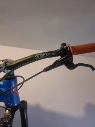 Bicicleta Enduro Mondraker 27.5 Montada a capricho