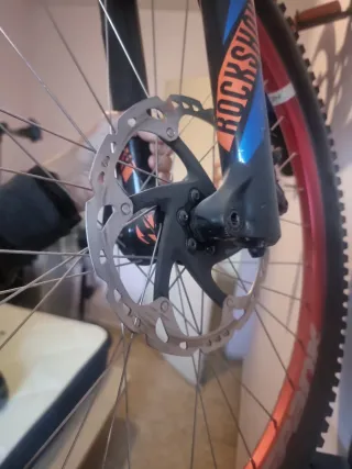 Bicicleta Enduro Mondraker 27.5 Montada a capricho