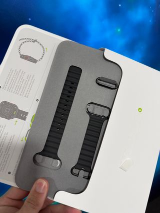 Apple Watch Ultra 3 - Black Ti Black Ocean Band