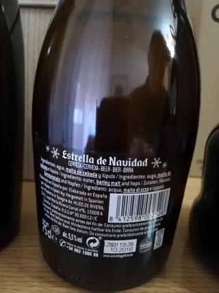 Bottiglie di birra Estrella Galicia e Damm