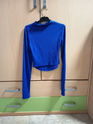 Camiseta manga larga con escote