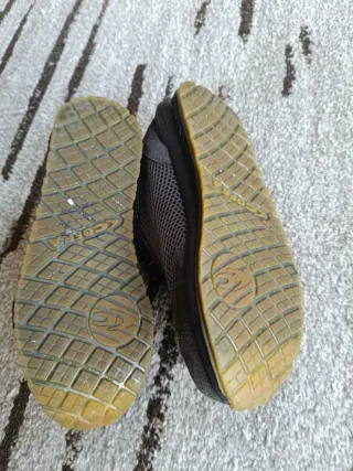 Zapatos COFRA seguridad (talla 39)