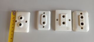 Enchufe bipolares antiguos superficie, SIMON,GILMA