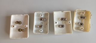 Enchufe bipolares antiguos superficie, SIMON,GILMA