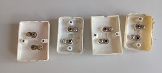 Enchufe bipolares antiguos superficie, SIMON,GILMA