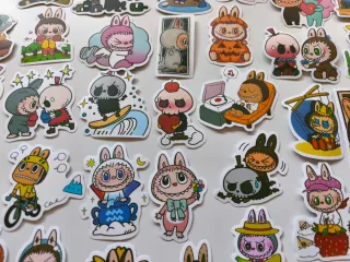 Pegatinas labubu