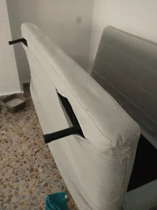 Sofá Cama Maison du Monde con dos cojines