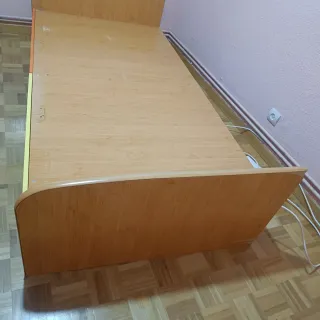 GRATIS Cama 190cm con dos cajones.