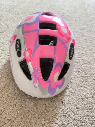 Casco infantil Uvex bicicleta