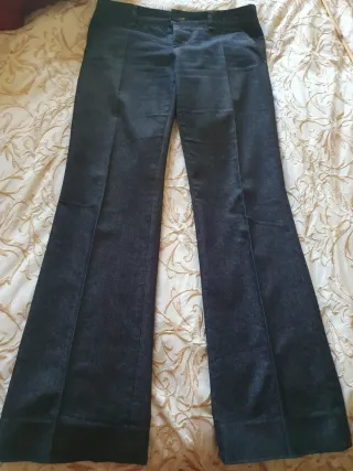 Traje chaqueta pantalón T.38 vaquero Zara.