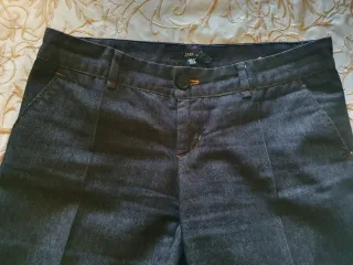 Traje chaqueta pantalón T.38 vaquero Zara.