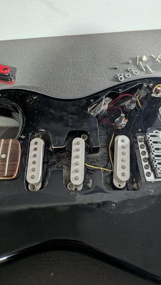 Fender Squier Stratocaster Negra