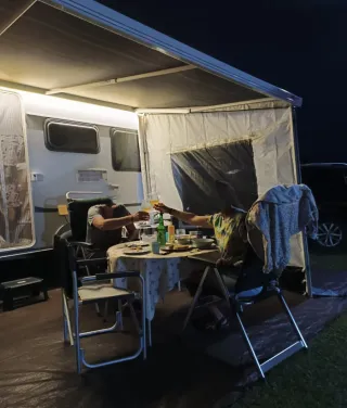 Cerramiento para caravana