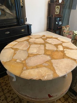 Mesa baja antigua de marmol , 100,00€