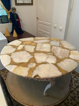 Mesa baja antigua de marmol , 100,00€