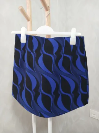 Conjunto de camisa y falda corta