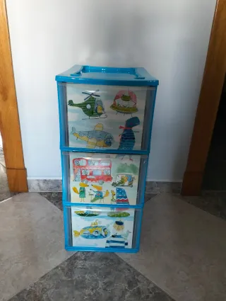 Cajonera infantil azul con dibujos