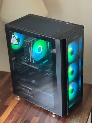 PC GAMING - RTX 5060 - 32GB - RYZEN 7 5800X