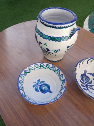 Juego de Fuentes y Orza Antiguas